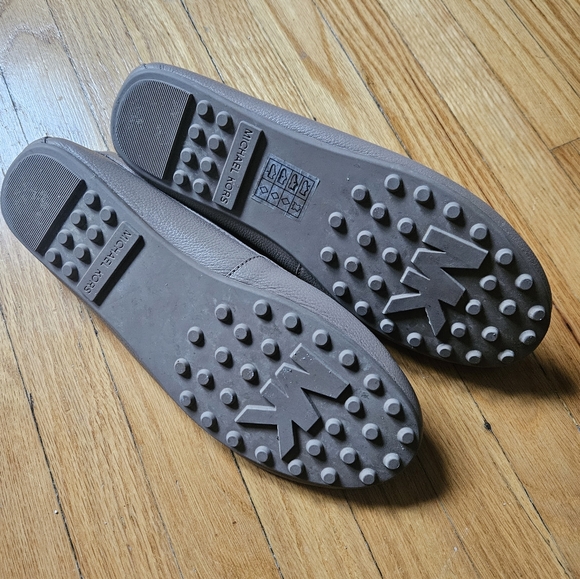 Michael Kors Flats - Picture 3 of 4